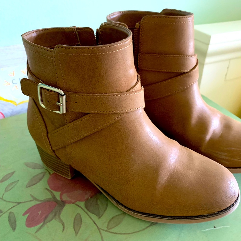 Girls ankle boots